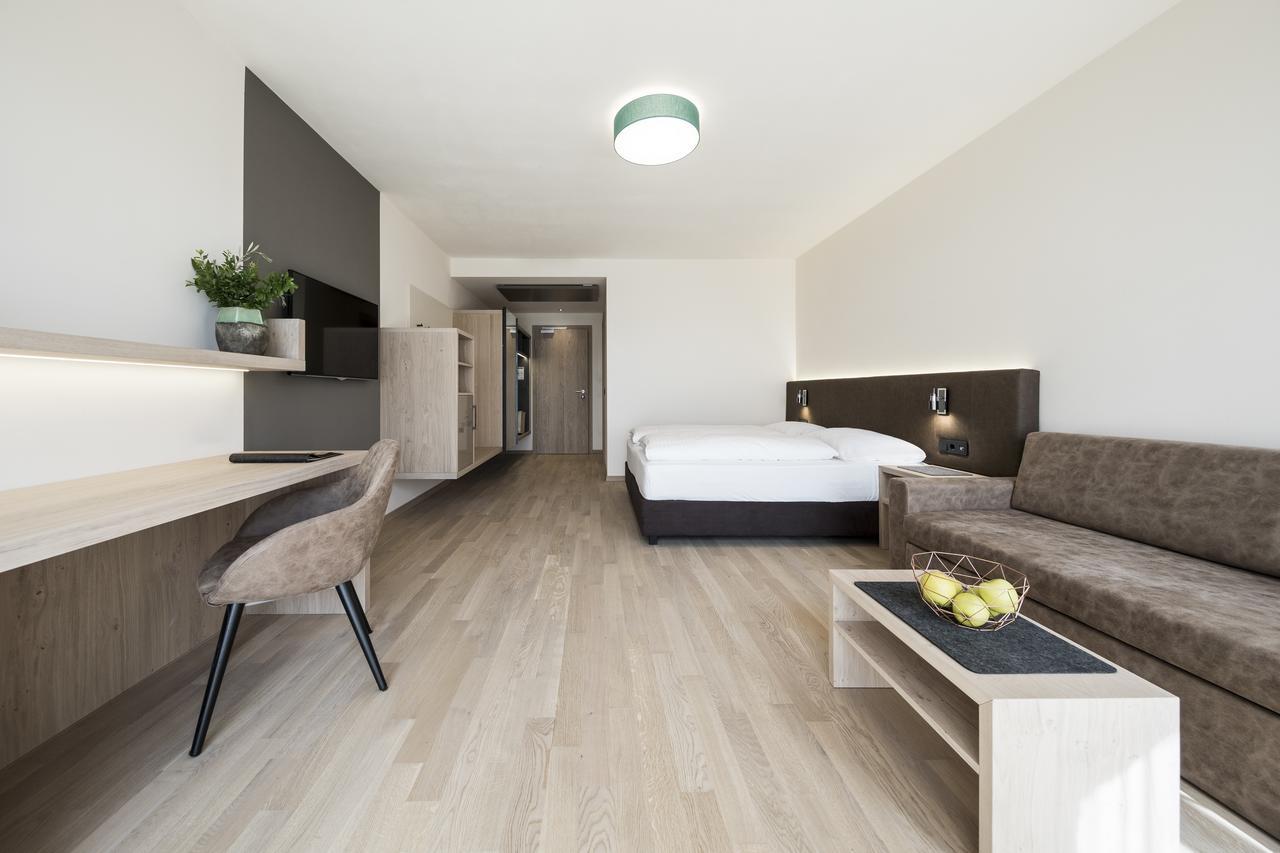 Hotel Torgglhof Caldaro Ngoại thất bức ảnh